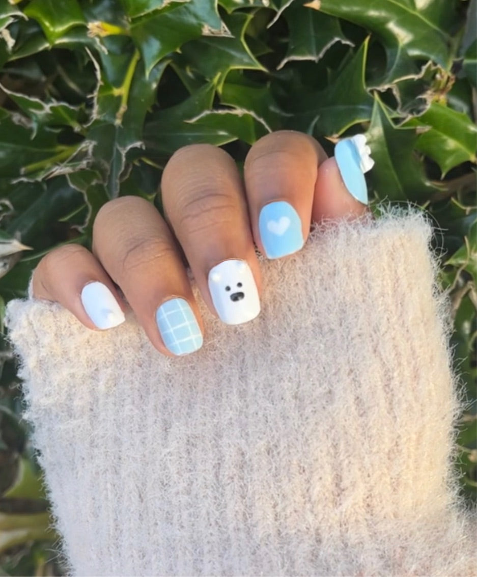 Cozy Bear Paw Nails in Winter Wonderland